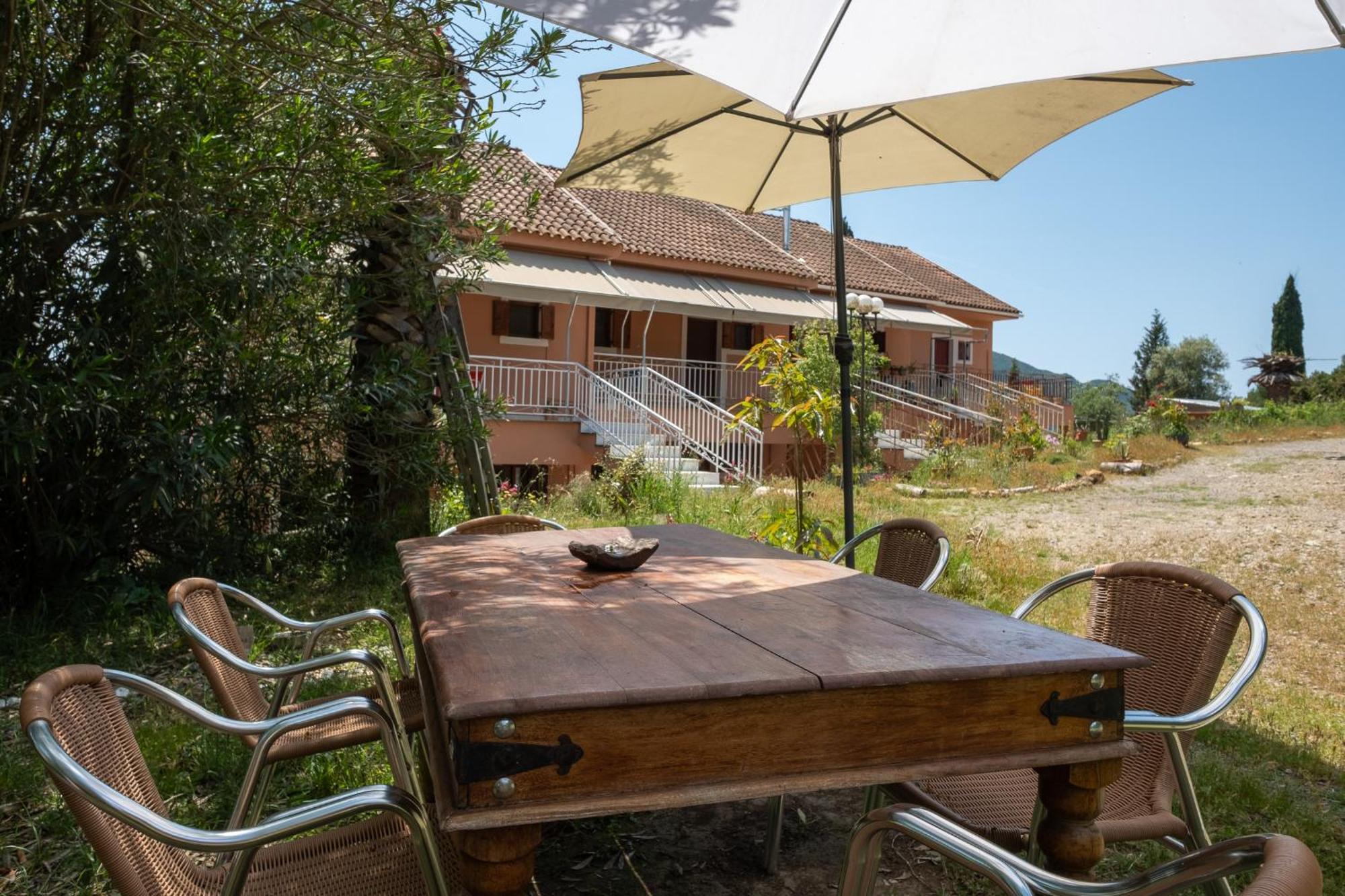 Kokkini Peach House Apartment Kokkinion Bagian luar foto