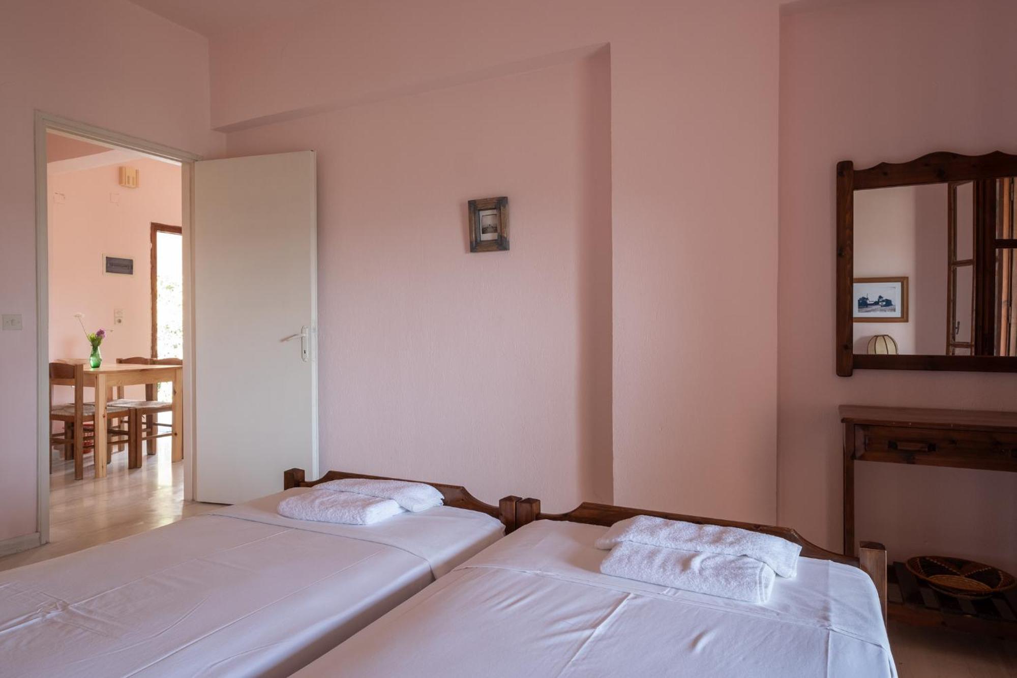 Kokkini Peach House Apartment Kokkinion Bagian luar foto