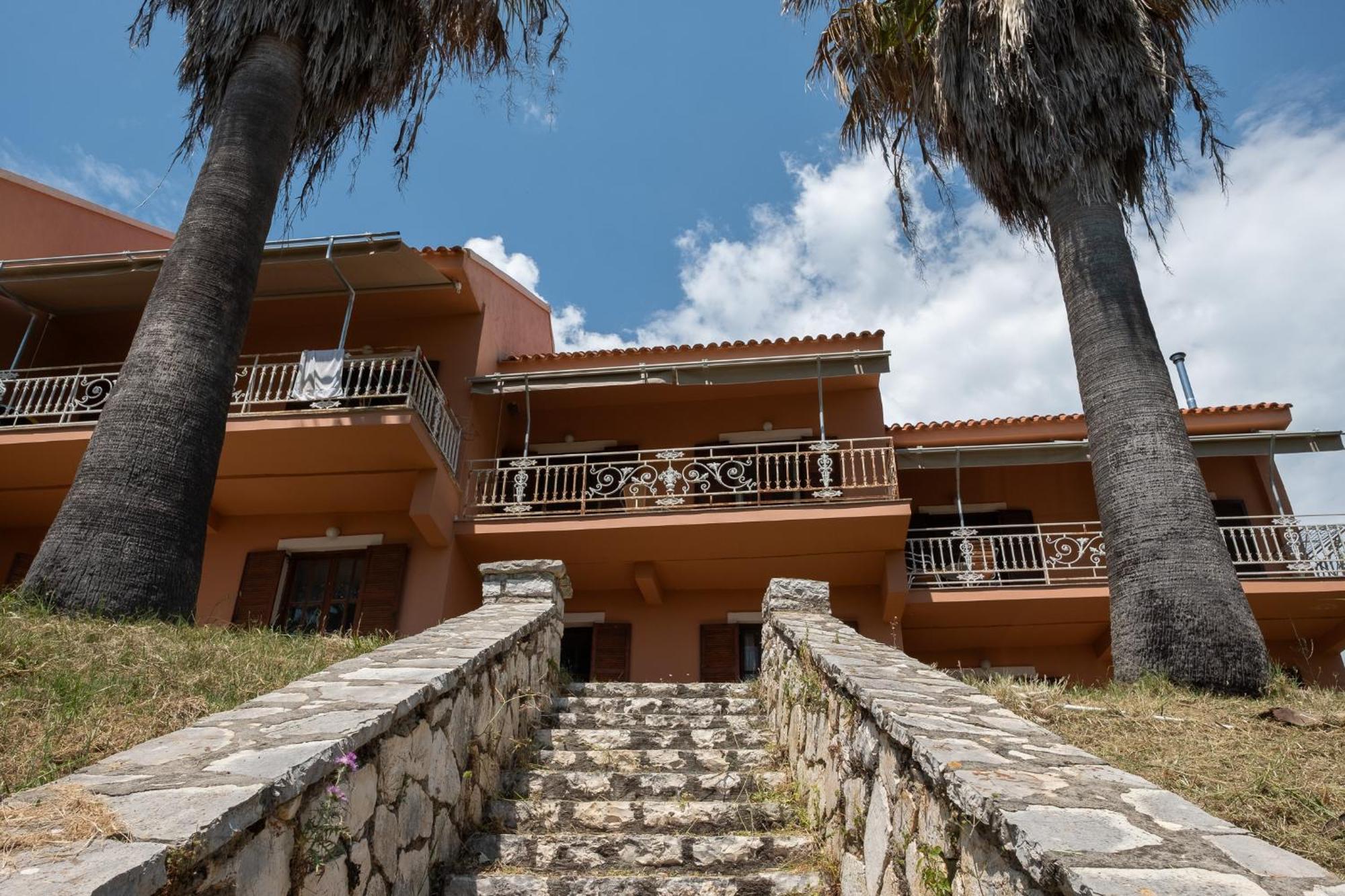 Kokkini Peach House Apartment Kokkinion Bagian luar foto